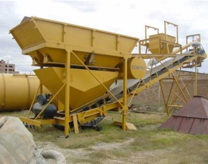 Dosificadora móvil de concreto