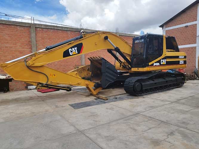 Excavadora-CAT-325BL.jpg Excavadora CAT 325BL - Imagen 1