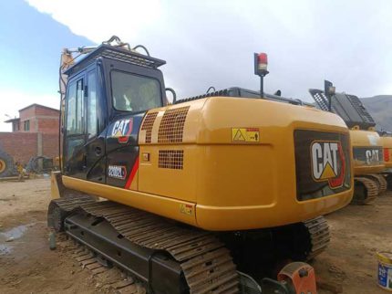Excavadora CATERPILLAR 320D2L