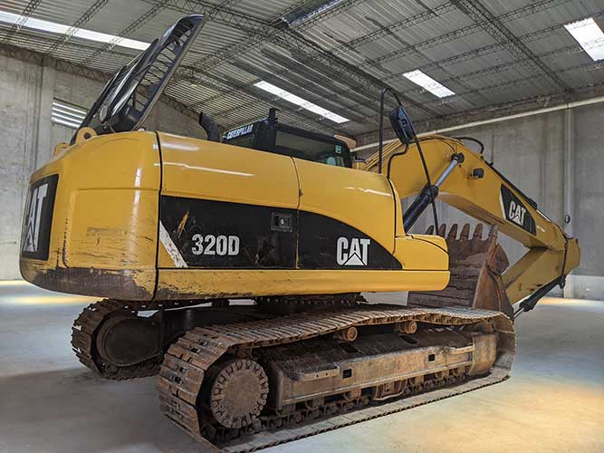 Excavadora-Caterpillar-320DL.jpg Excavadora Caterpillar 320DL - Imagen 1