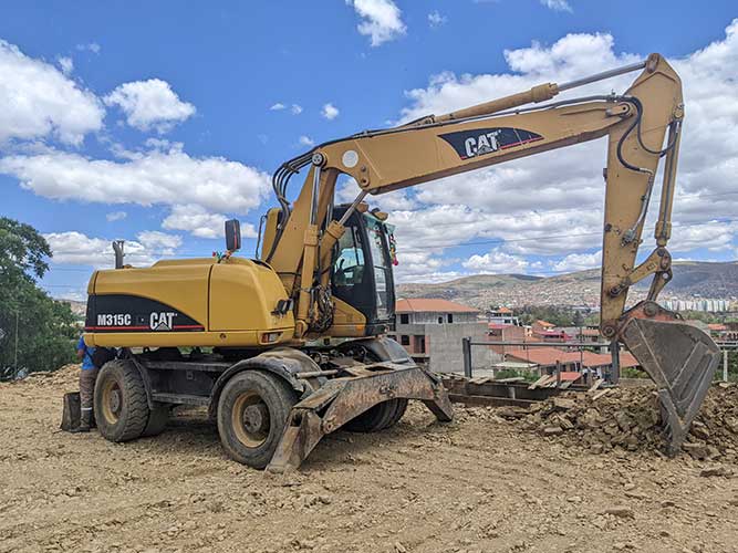 Excavadora-sobre-ruedas-CATERPILLAR-M315C.jpg Excavadora sobre ruedas CATERPILLAR M315C - Imagen 1