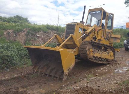 Pala Cargadora sobre Orugas Caterpillar 951C