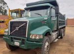Volqueta Volvo VNL410 - Imagen 2