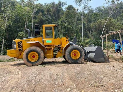 Pala cargadora Volvo L120E