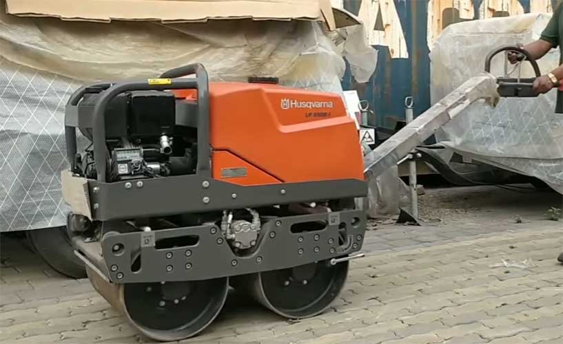 Compactadora 2.5 toneladas Husqvarna LP 6500 Compactadora 2.5 toneladas Husqvarna LP 6500
