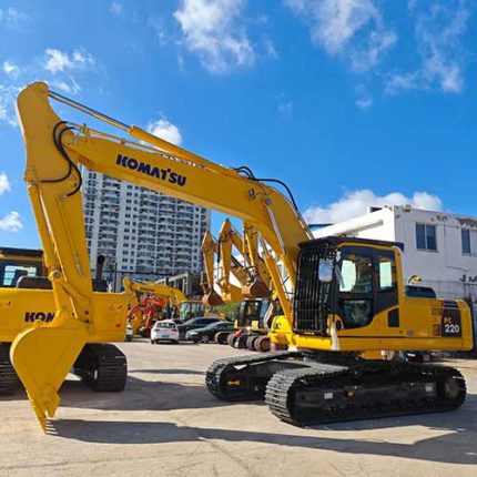 Excavadora Komatsu PC220