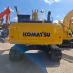 Excavadora Komatsu PC220