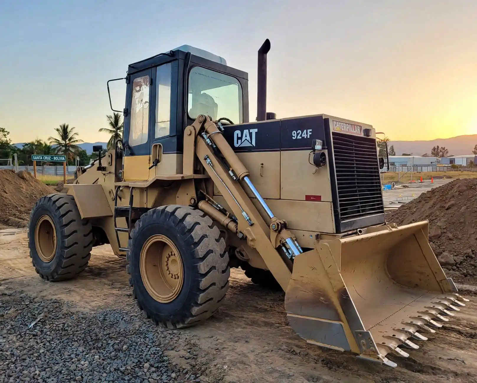 Caterpillar 924F – Pala Cargadora Operativa Lista para Trabajar - Imagen 3